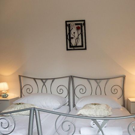 Downtown Spalato Private Rooms Екстер'єр фото