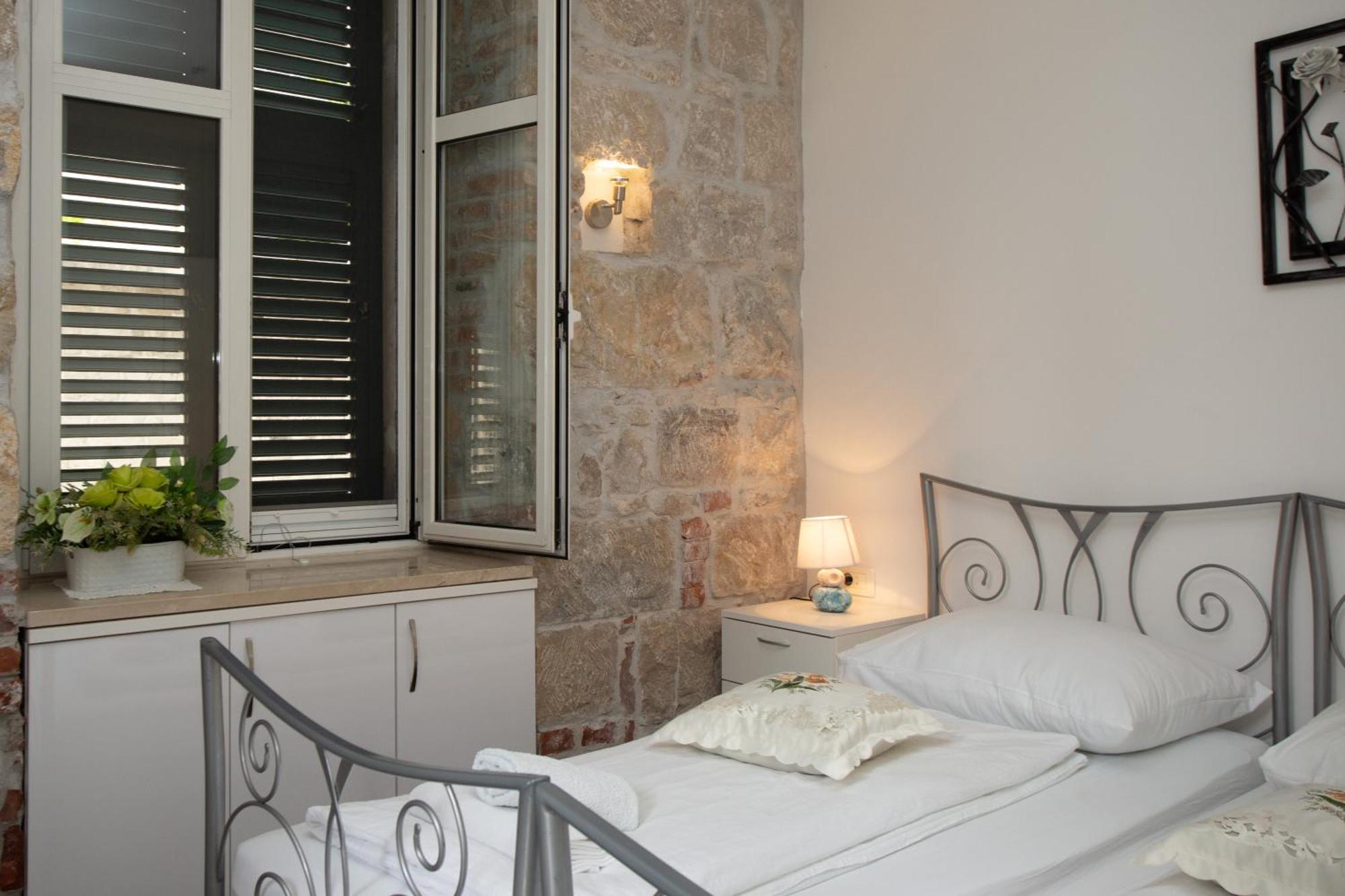 Downtown Spalato Private Rooms Екстер'єр фото