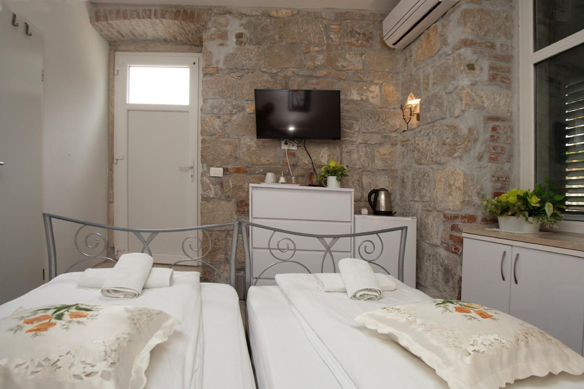 Downtown Spalato Private Rooms Екстер'єр фото