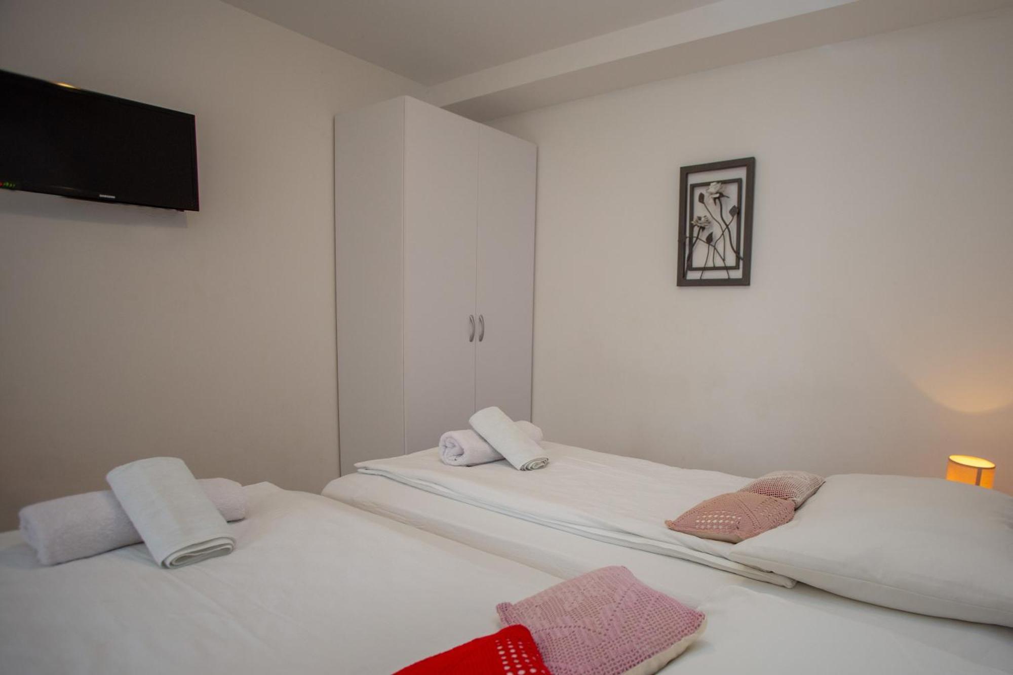 Downtown Spalato Private Rooms Екстер'єр фото